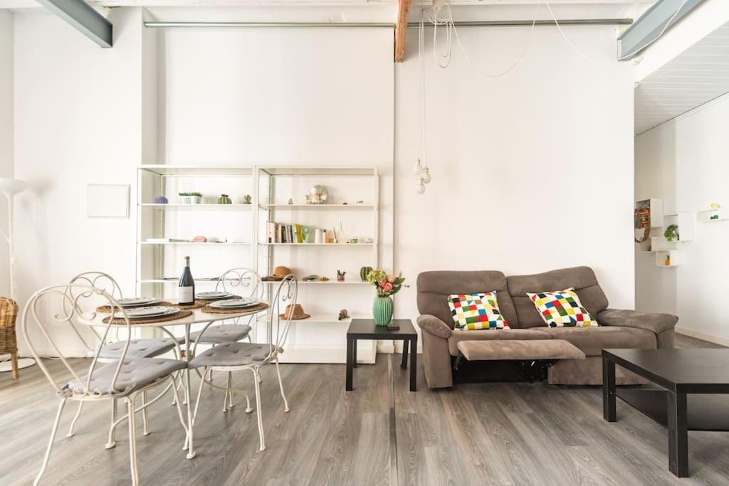 120 Sqm Loft-Style Apartment Beach Royal Marina Valência Exterior foto
